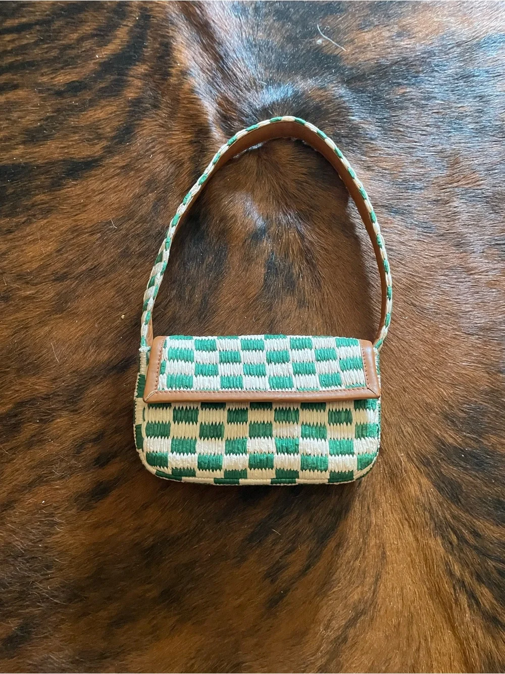 Anthropologie Fiona Shoulder Bag:
Raffia Edition in green and white check. - Picture 7 of 8